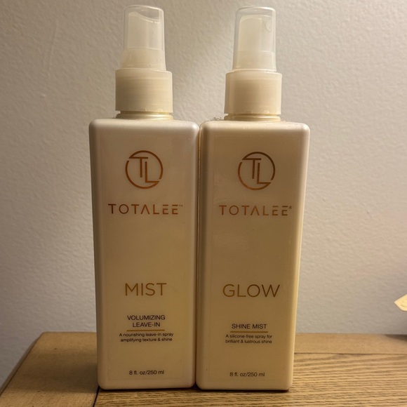 totalee Other - Totallee hair care set includes a volumizing leave-in spray and a shine mist